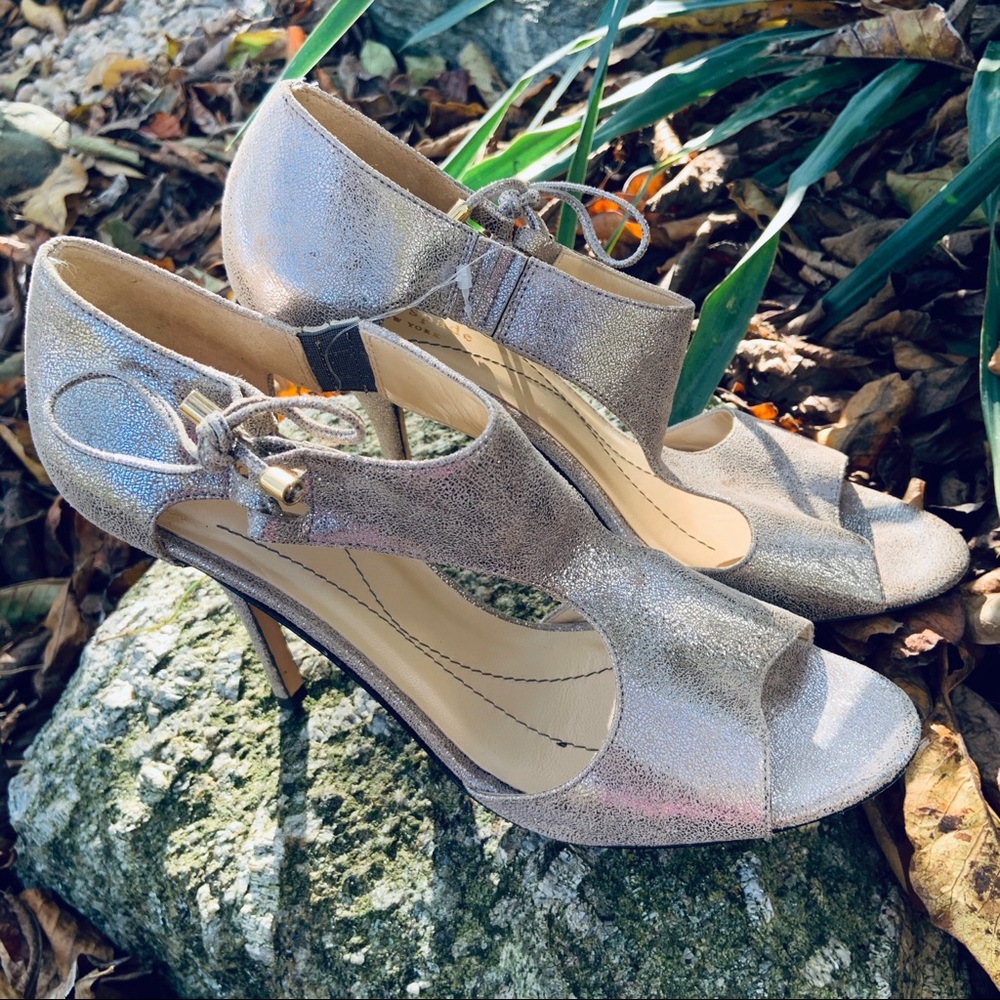 Kate Spade Pewter SideTie silver Sz 9